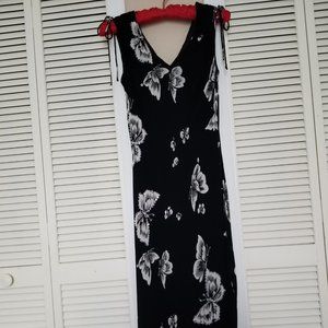Lola P Black and White Butterfly Dress Size L